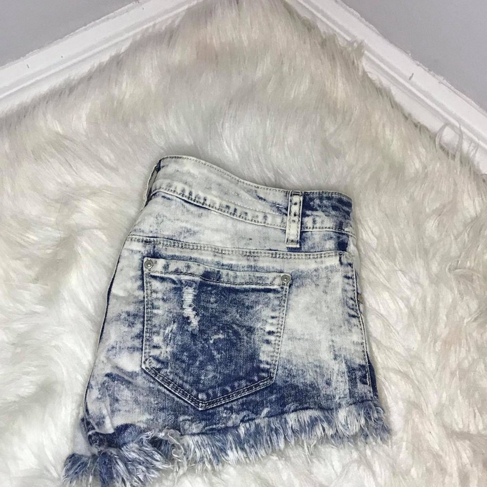 Shorts - Picture 2 of 2